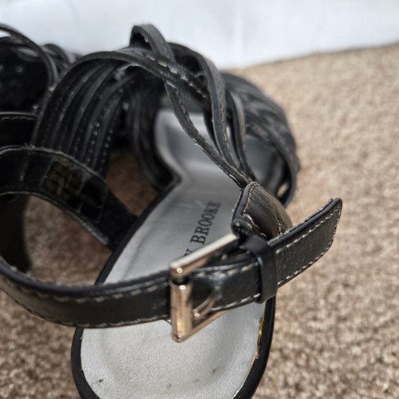 Audrey Brooke Sandals - Picture 9 of 10